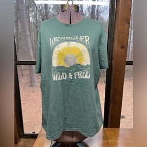 Boho Wrangler live free sunflower muted green graphic tee size xl